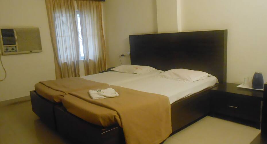 Hotel Airlines, Kochi 4
